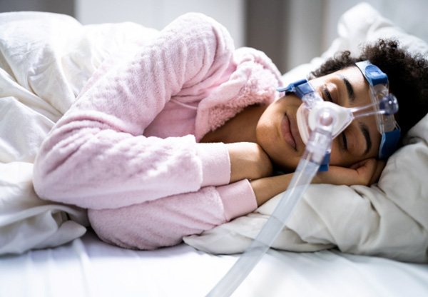 patient visiting dentist for checkup